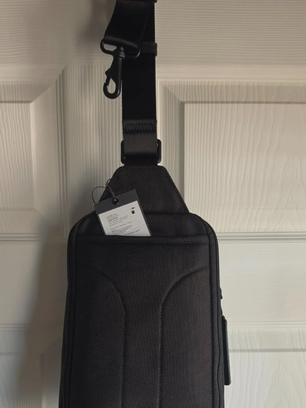 TUMI Alpha LARGE Sling Bag in Black Ballistic Nylon NWT